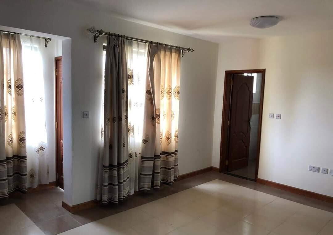 4BR Villa with DSQ & Lukenya Hills View - Athi River