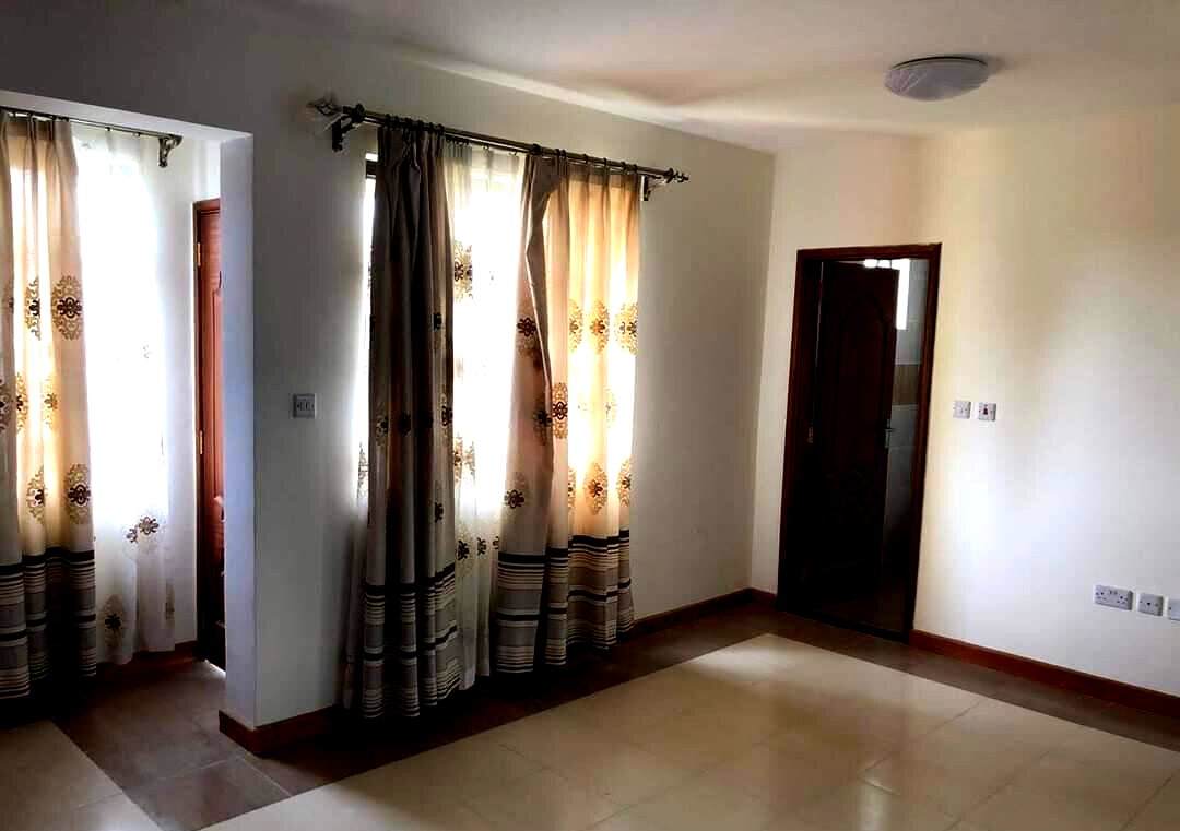 4BR Villa with DSQ & Lukenya Hills View - Athi River