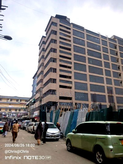 2bdrm Block of Flats in Eastleigh Street for sale - Image 4
