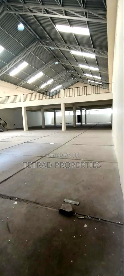 11,500 SQF Godown Near SGR/Airport - Image 7