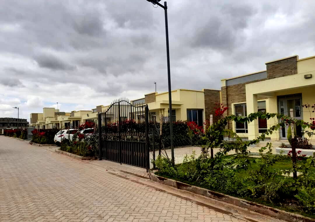 3BR Townhouse with DSQ & Tenant - Twinfalls City, Kitengela