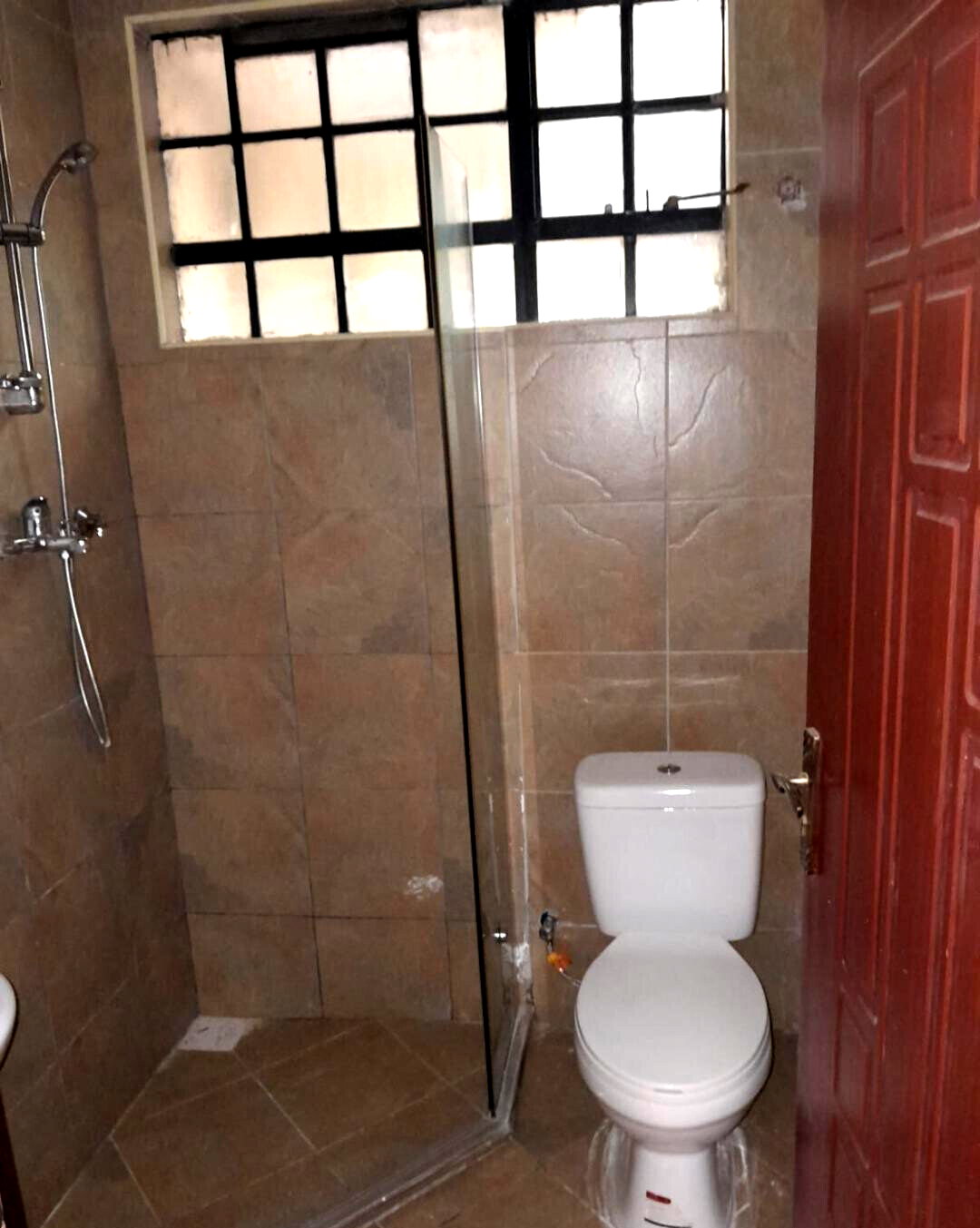 5BR Townhouse with DSQ & Gated Community - Kilimani