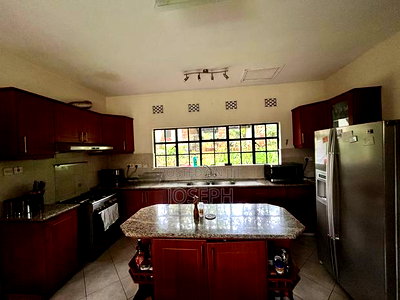 5bdrm Farm House in Tigoni for rent - Image 5