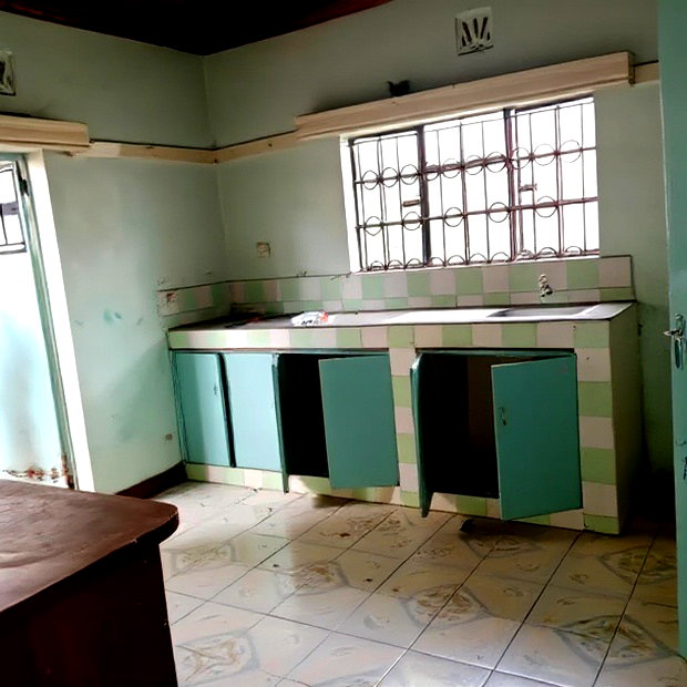 2bdrm House in Zambezi for rent