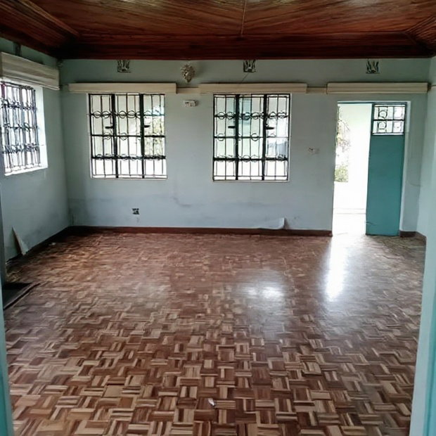 2bdrm House in Zambezi for rent