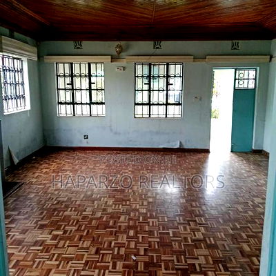 2bdrm House in Zambezi for rent - Image 3