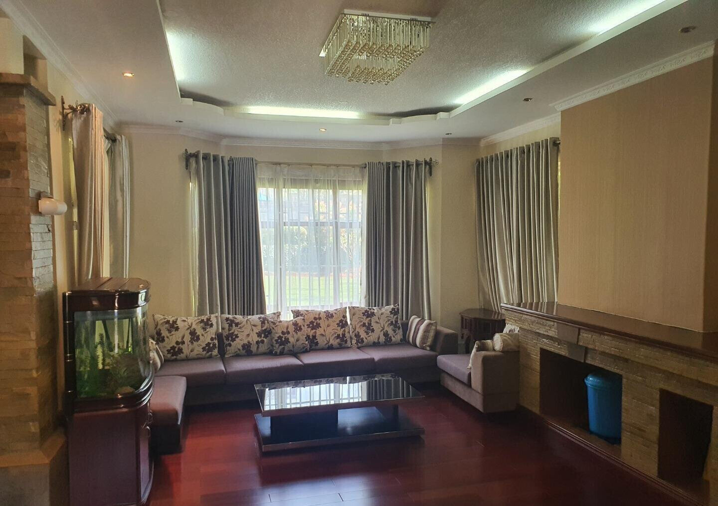 5BR All-Ensuite Townhouse with Pool & Gym - Runda