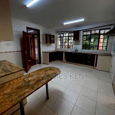 5bdrm Townhouse / Terrace in Lavington Mall for rent - Image 5