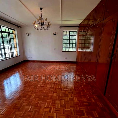5bdrm Townhouse / Terrace in Lavington Mall for rent - Image 13