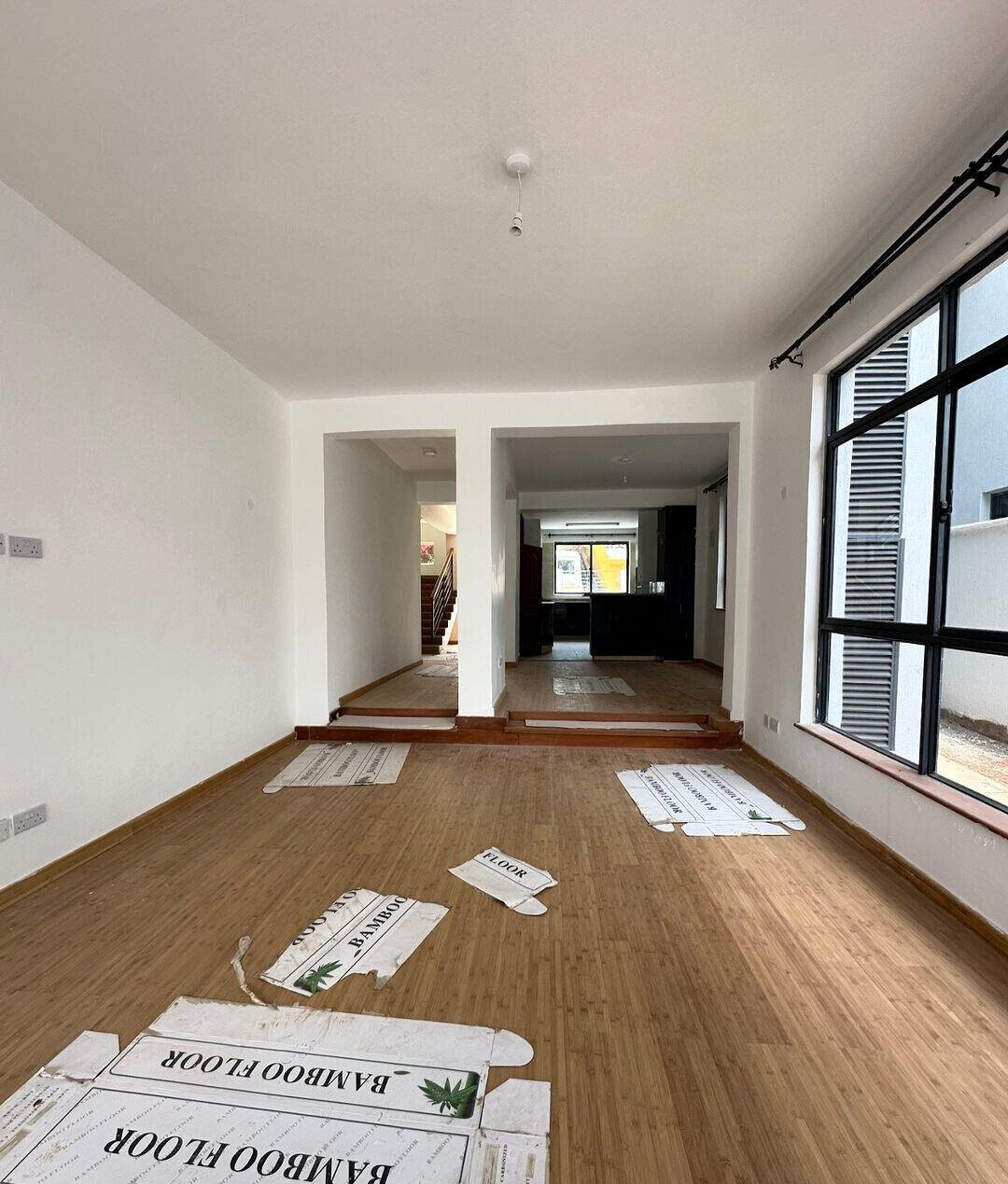 4-Ensuite Townhouse with Study & Solar - Lavington