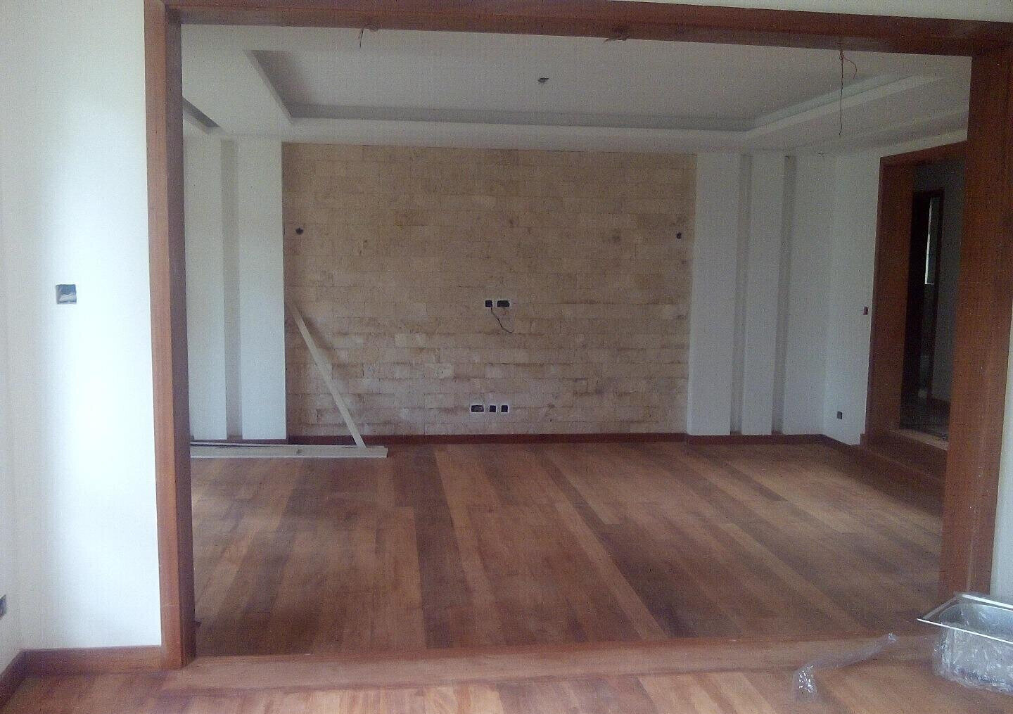 5-Ensuite Townhouse with Generator & Mature Garden - Lavington