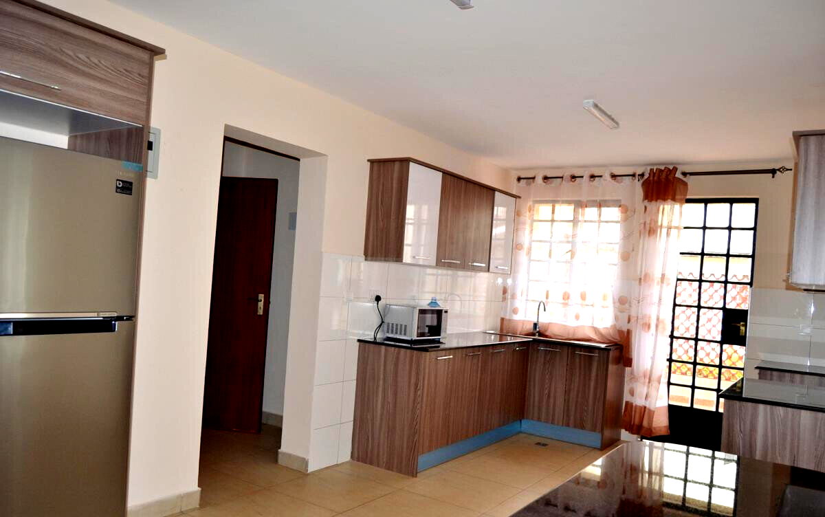 7-Bedroom Townhouse on 5 Acres of Lawns - Kitisuru