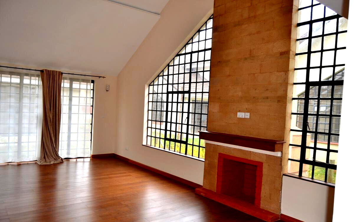 7-Bedroom Townhouse on 5 Acres of Lawns - Kitisuru