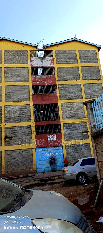 1bdrm Block of Flats in Zimmerman Estate for sale - Image 2