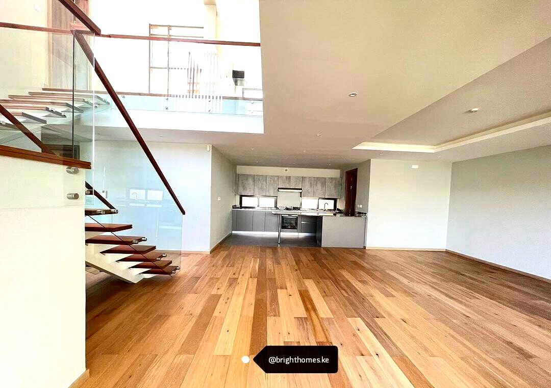 3-Ensuite Townhouse with Pool & Gym - Spring Valley