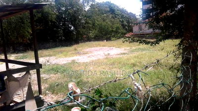Prime Half Acre Conner Plot in Kizingo - Image 2