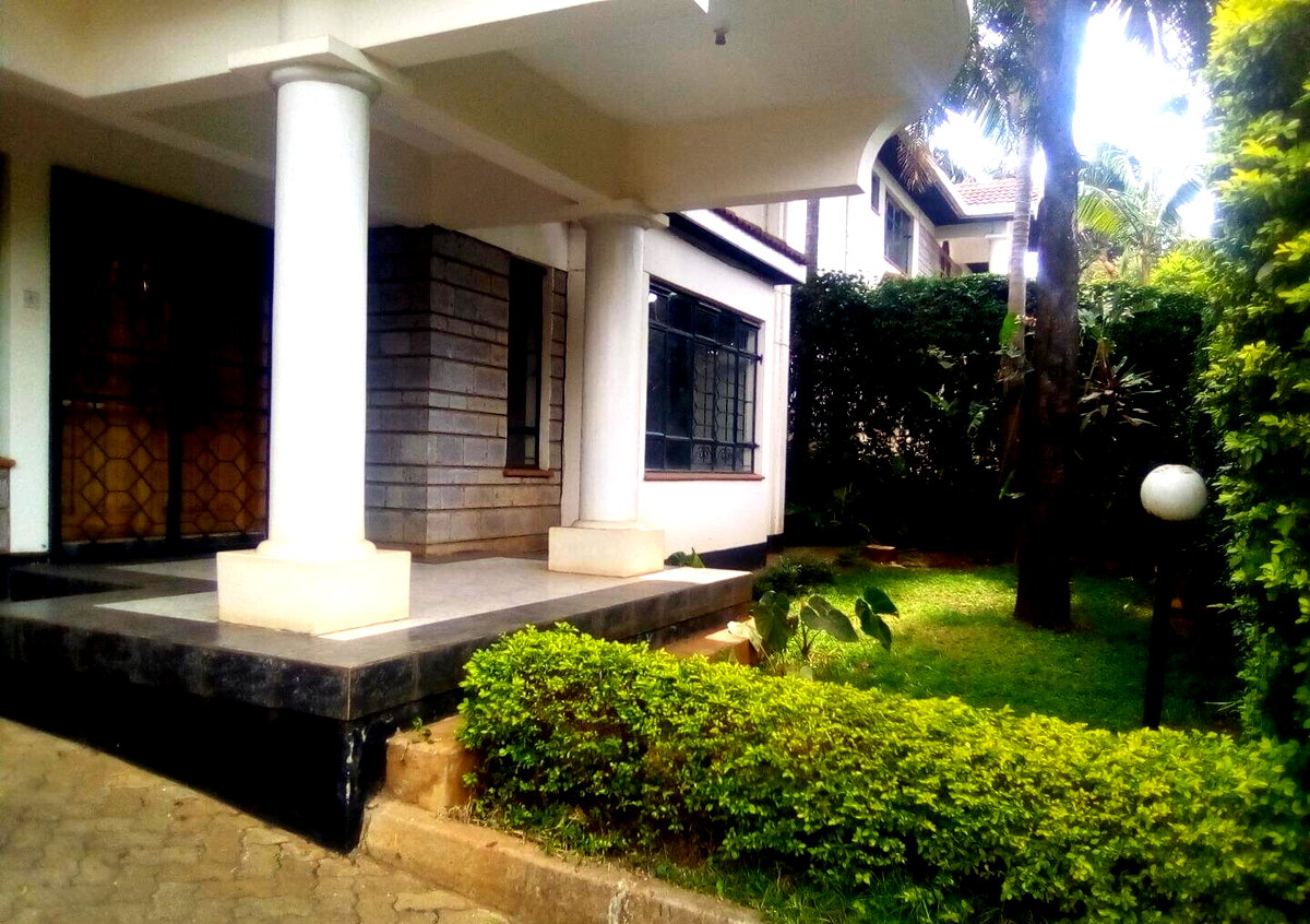 4-Ensuite Townhouse on Brookside Drive with DSQ - Westlands