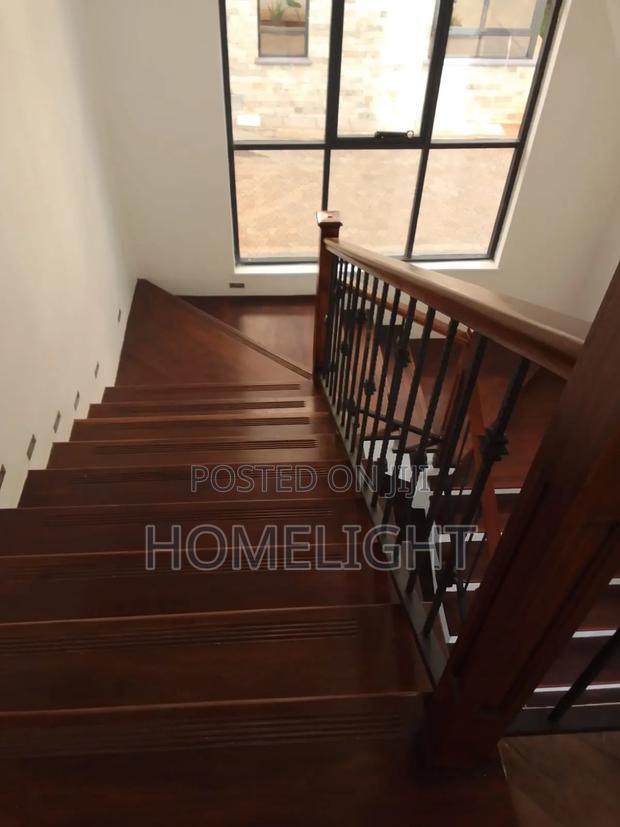 4bdrm Villa in Lavington for sale