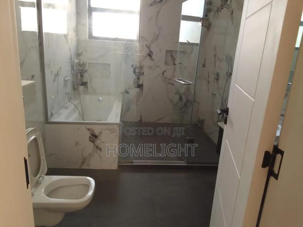 4bdrm Villa in Lavington for sale