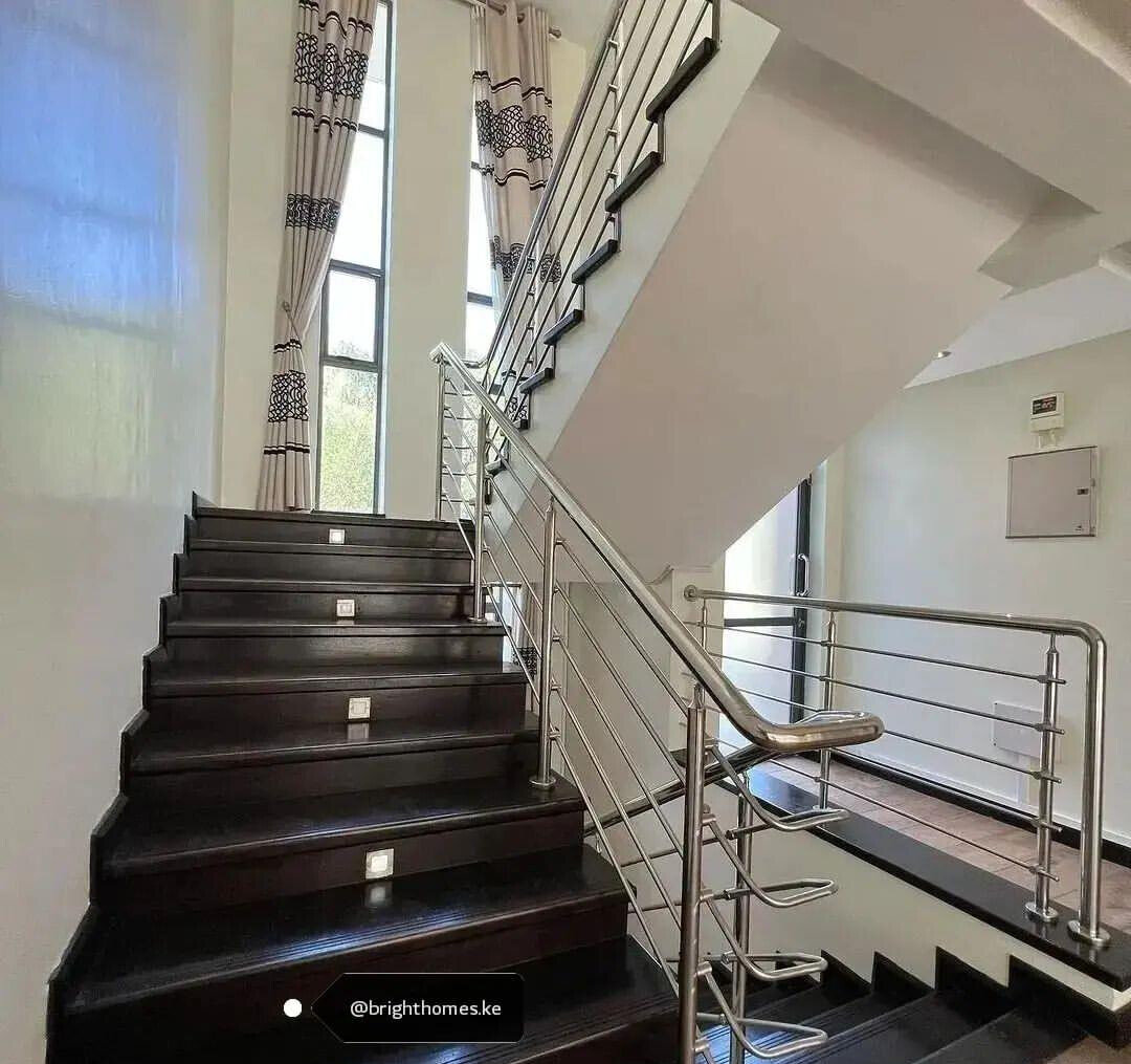 5-Ensuite Townhouse with Shared Pool Access - Lavington