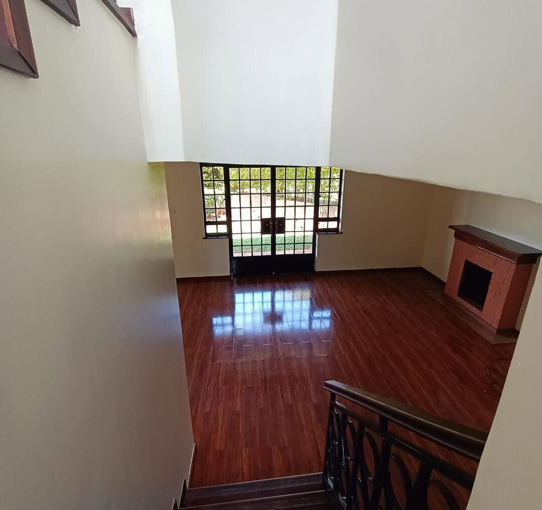 UN-Approved 4BR Townhouse with Private Garden - Runda