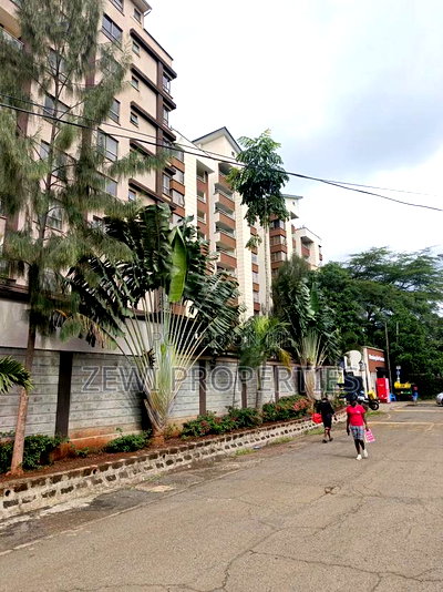 3bdrm Apartment in Safari Park, Roysambu for sale - Image 1