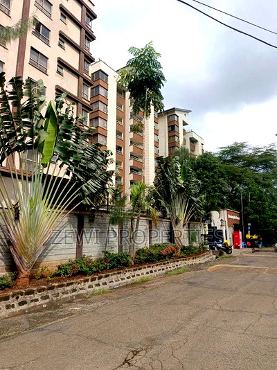 3bdrm Apartment in Safari Park, Roysambu for sale - Image 4