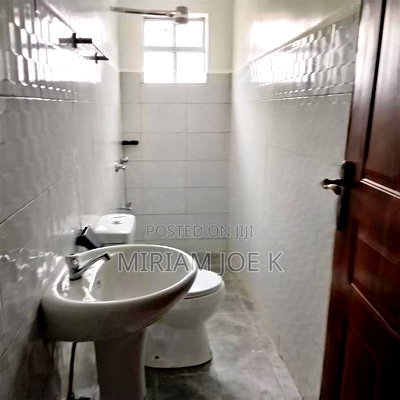 3bdrm Bungalow in Kimunyu, Kenyatta Road / Theta for rent - Image 3