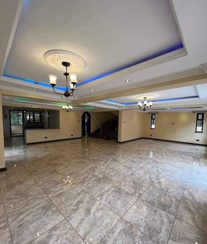 Newly Built 5-Ensuite Townhouse with Home Office - Lavington