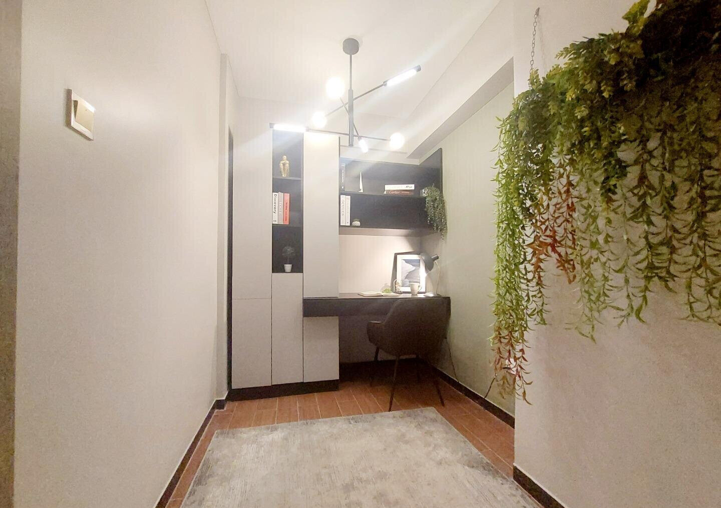 2BR with Two Balconies & Gym Near Yaya Centre - Kilimani