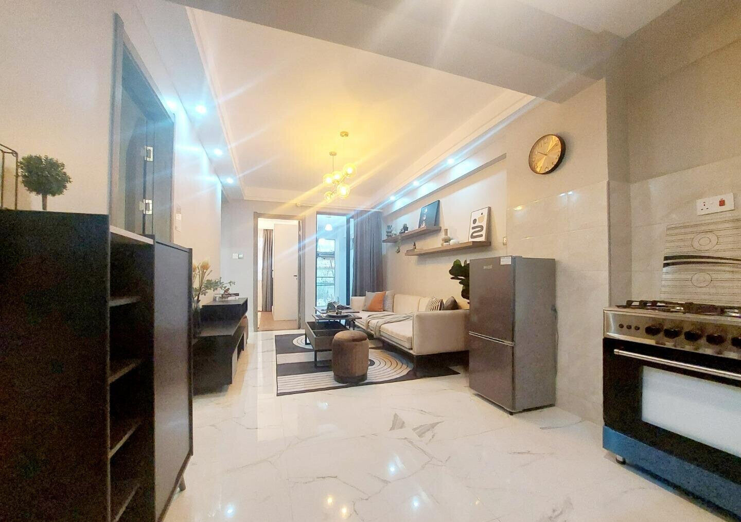 2BR with Two Balconies & Gym Near Yaya Centre - Kilimani