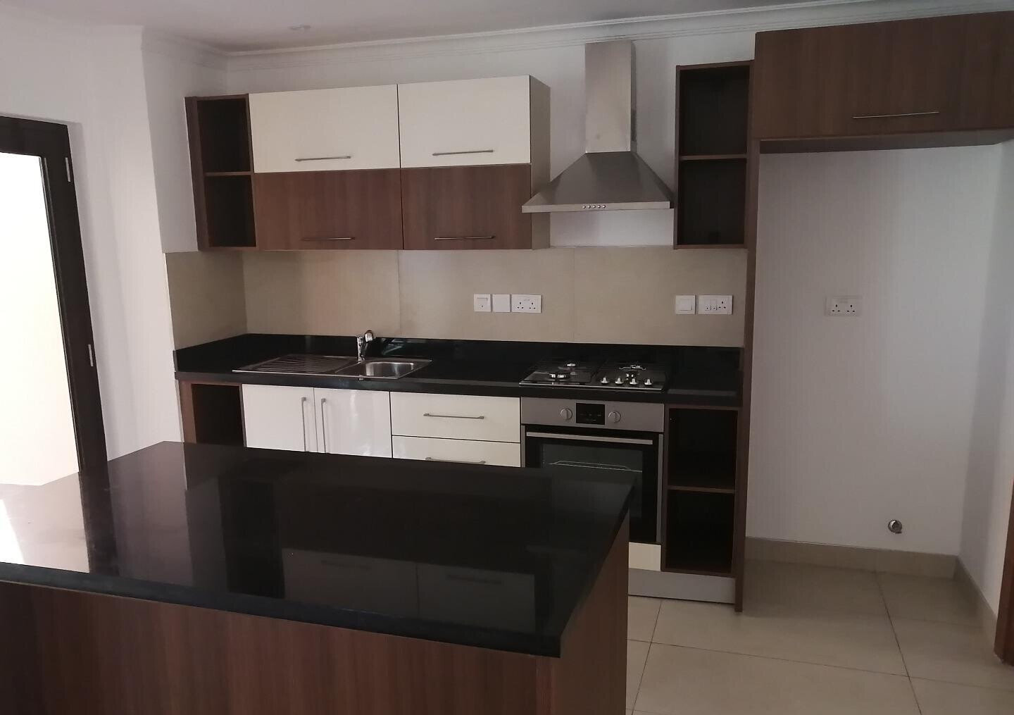 Private Gated Townhouse with DSQ - Lavington