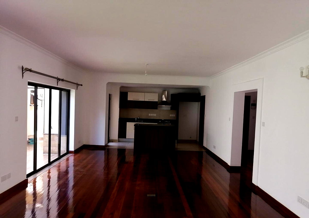 Private Gated Townhouse with DSQ - Lavington