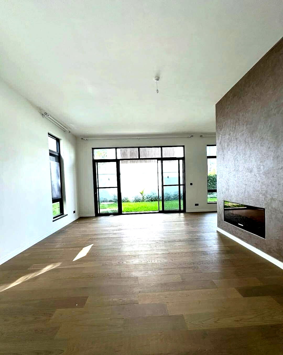 Exclusive 5-Ensuite Villa in 6-Unit Compound - Lavington
