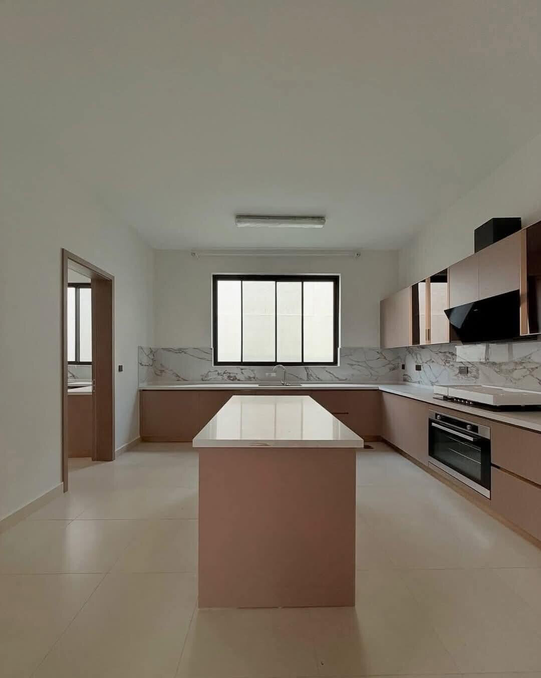 Exclusive 5-Ensuite Villa in 6-Unit Compound - Lavington