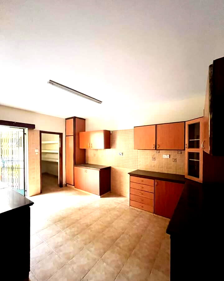 5-Ensuite Townhouse with DSQ & Garden - Lavington