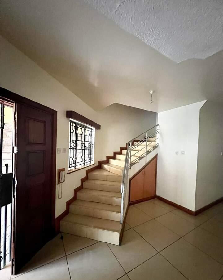 5-Ensuite Townhouse with DSQ & Garden - Lavington