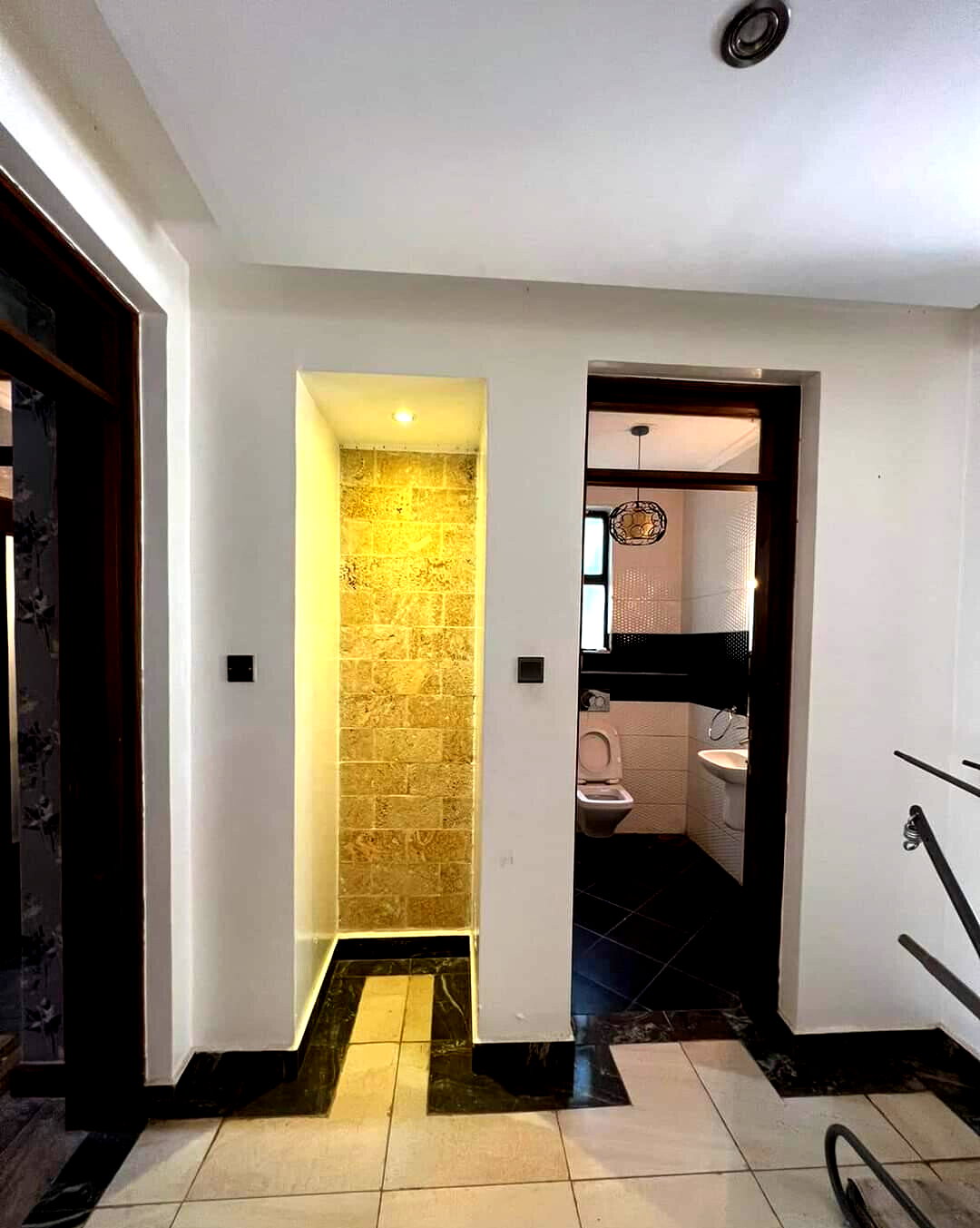 Pet-Friendly 5-Ensuite Townhouse with Pool - Lavington Gated Community