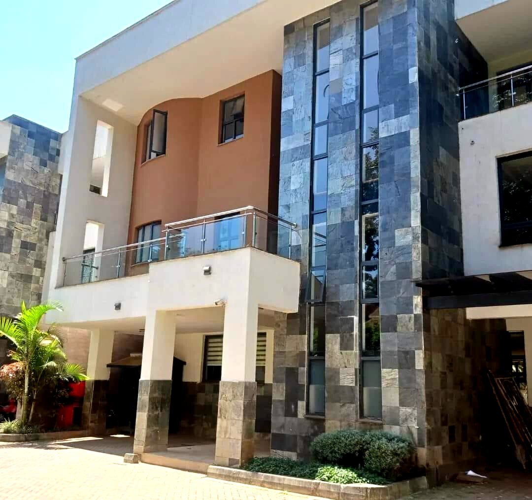 5-Ensuite Townhouse in Gated Community with Pool - Lavington