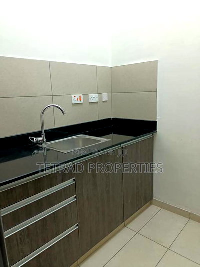 7209 SQF Showroom/Storage In Mombasa Rd. All Inclusive. - Image 8