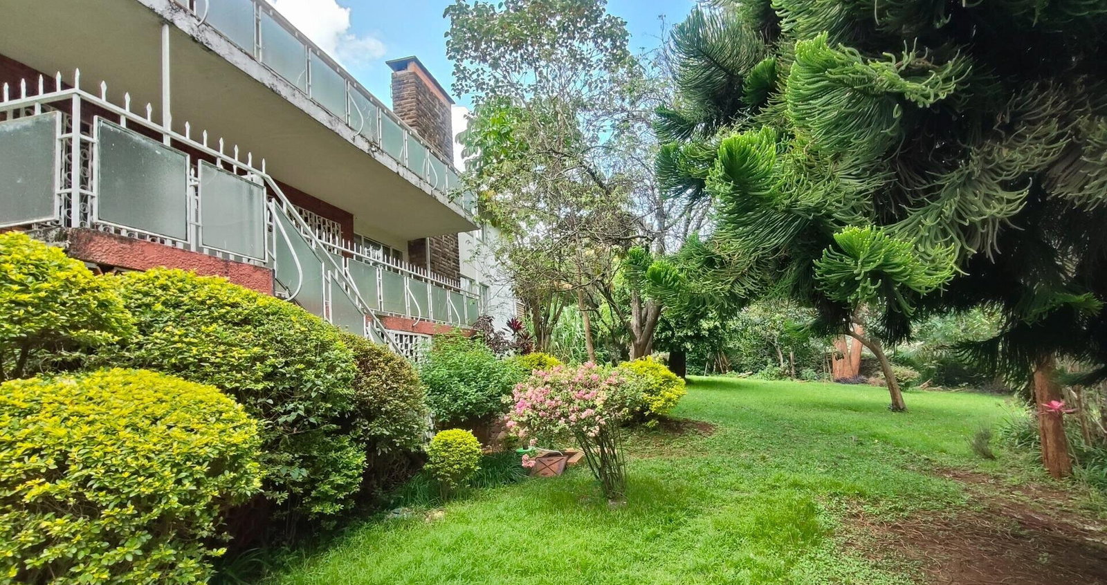 0.8 Acre Riverside Plot for KSh 450M