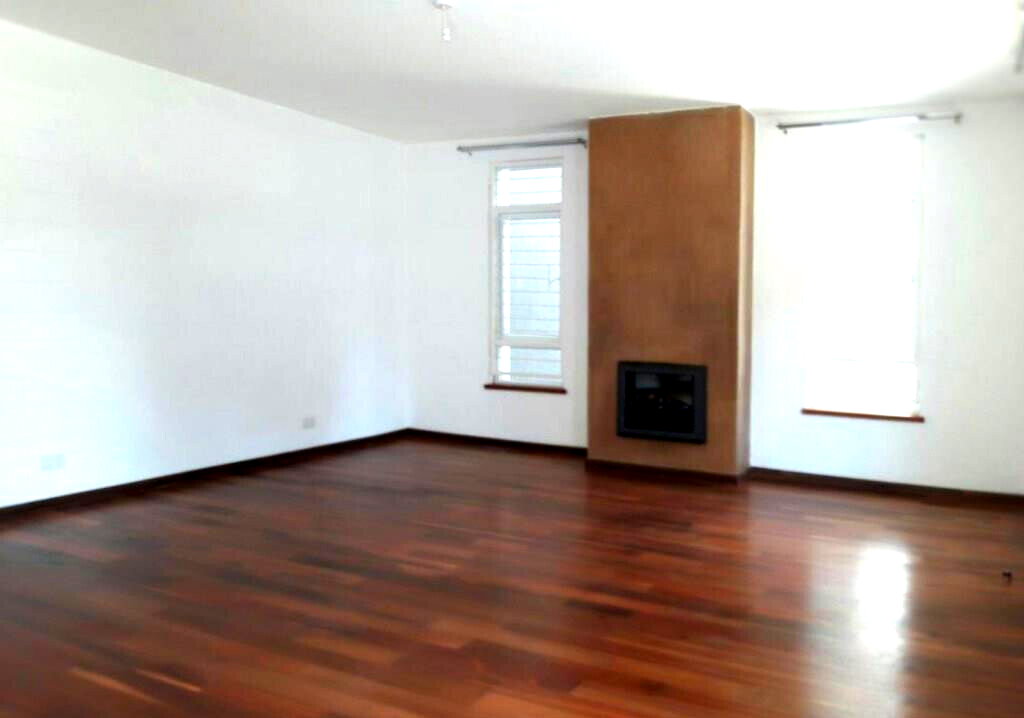 Mediterranean-Style 5-Ensuite Townhouse with Attic Study - Lavington