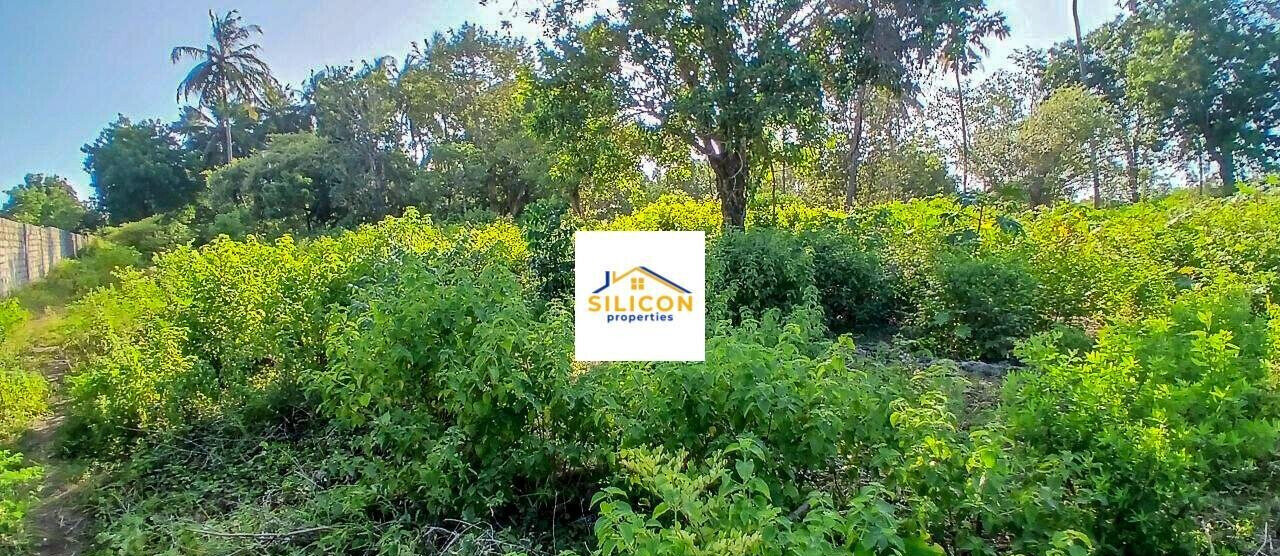 1 Acre Plot in Galu Kinondo for KSh 7M