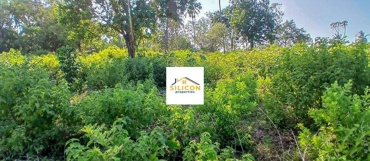 1 Acre Plot in Galu Kinondo for KSh 7M