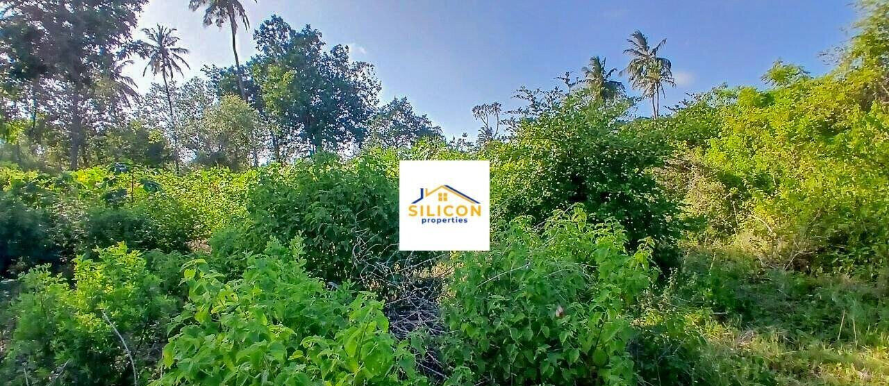1 Acre Plot in Galu Kinondo for KSh 7M