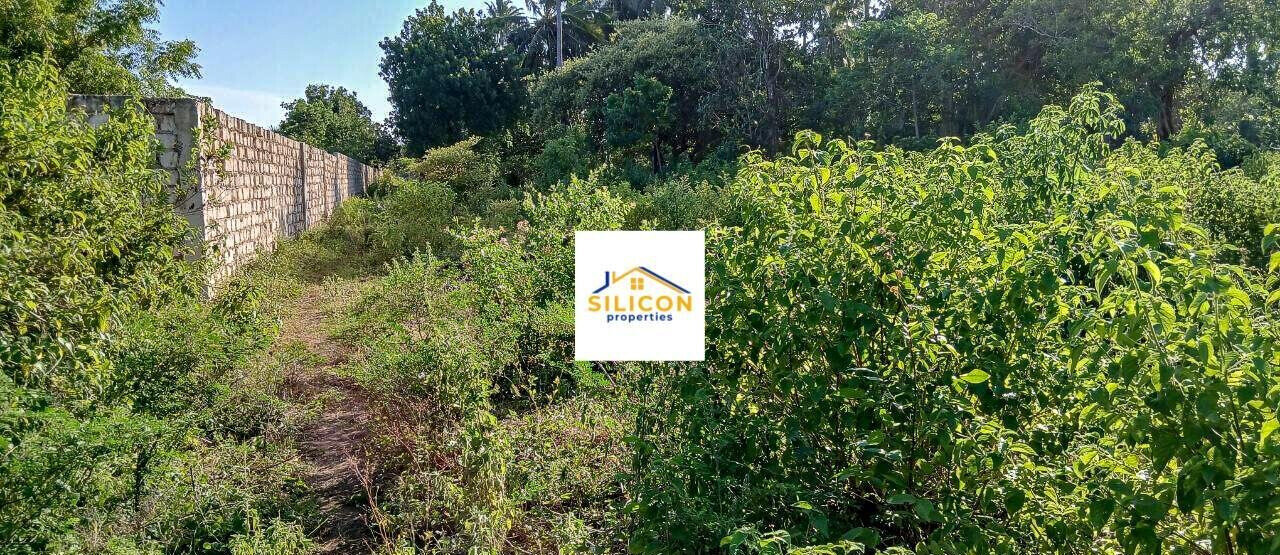 1 Acre Plot in Galu Kinondo for KSh 7M