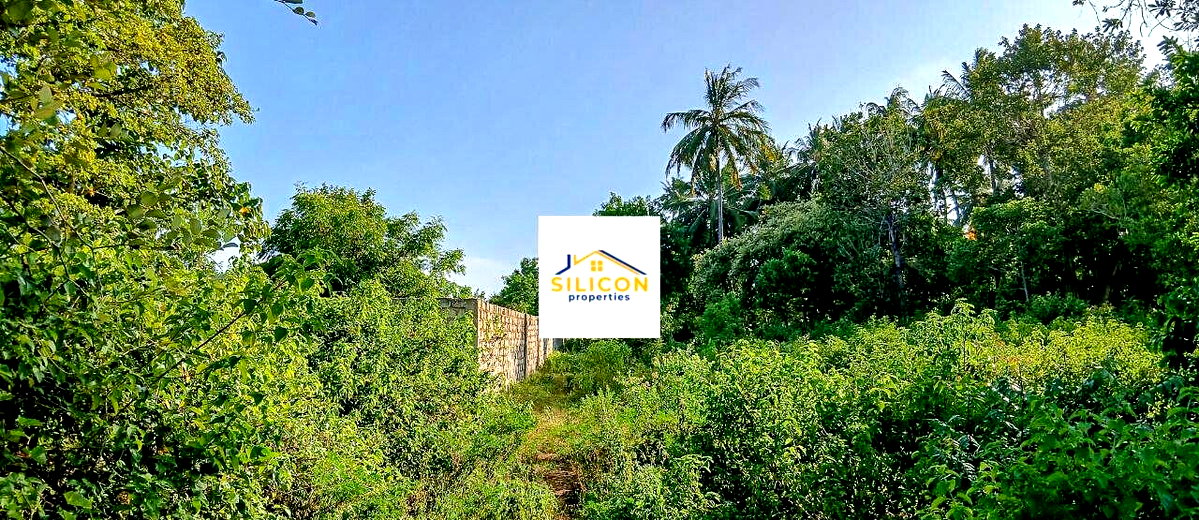 1 Acre Plot in Galu Kinondo for KSh 7M