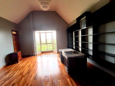 6bdrm House in Ridgeways for rent - Image 10