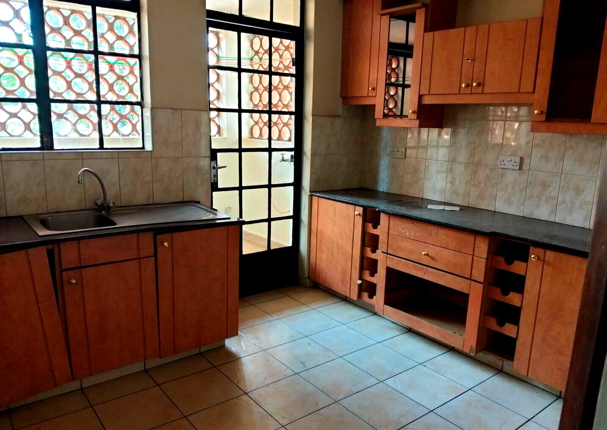 3BR with Pool & Balcony in Quiet Kileleshwa - KSh 16.5M