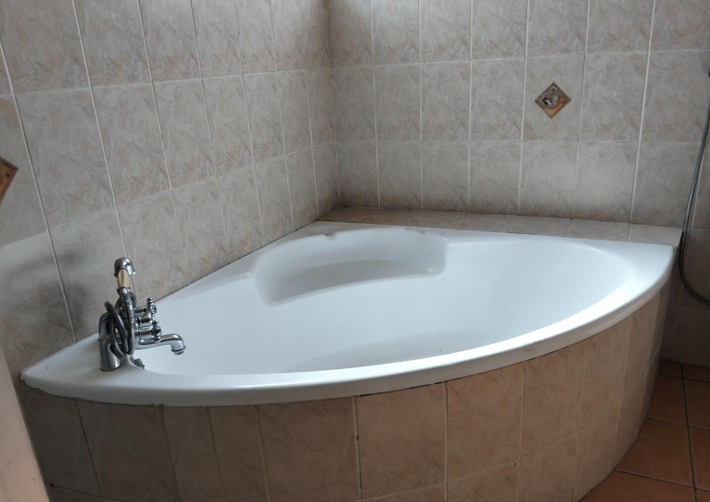3BR with Pool & Balcony in Quiet Kileleshwa - KSh 16.5M